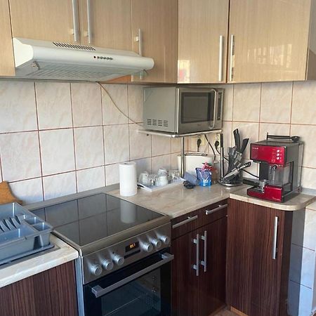 Apartament Regim Hotelier オラデア エクステリア 写真